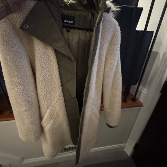 Sherpa Coat - Picture 1 of 4